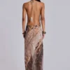 Alameda metallic chiffon maxi-jurk met cowl en open rug