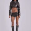 Alektra mini-short van PU-leer in militaire stijl