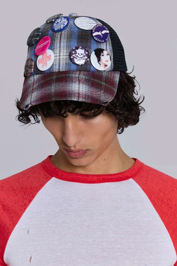 Badge Mixed Check-pet