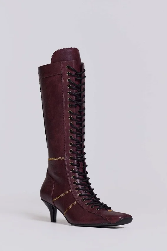 Bordeauxrode Brooke-bokslagen