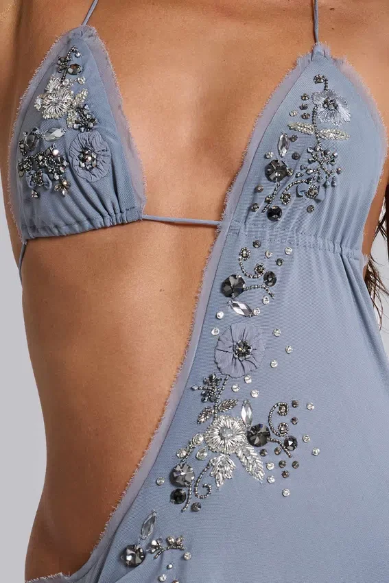Brisa asymmetrische, met de hand geregen maxi-jurk