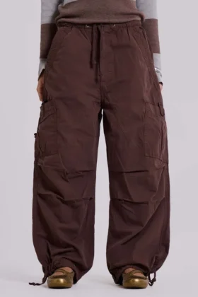 Bruine parachute-cargobroek