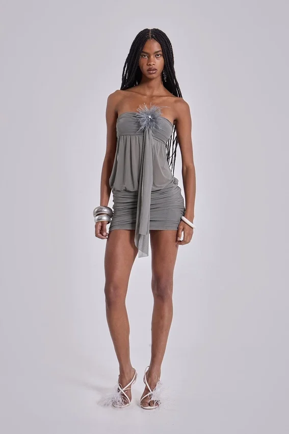 Brunelle minijurk met veren