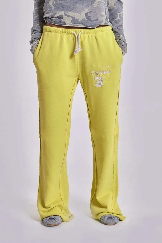 Cleo slouchy bootcut-jogger in neon