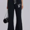 Cleo slouchy bootcut-jogger in zwart