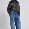 Colossus Jeans met studs in middenblauwe wassing