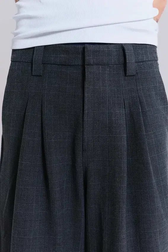 Donkere geruite Goliath Shorts