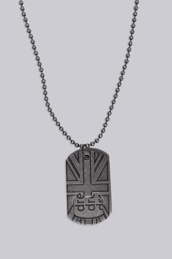Dreamer-hanger met dogtag als ketting