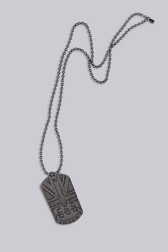 Dreamer-hanger met dogtag als ketting