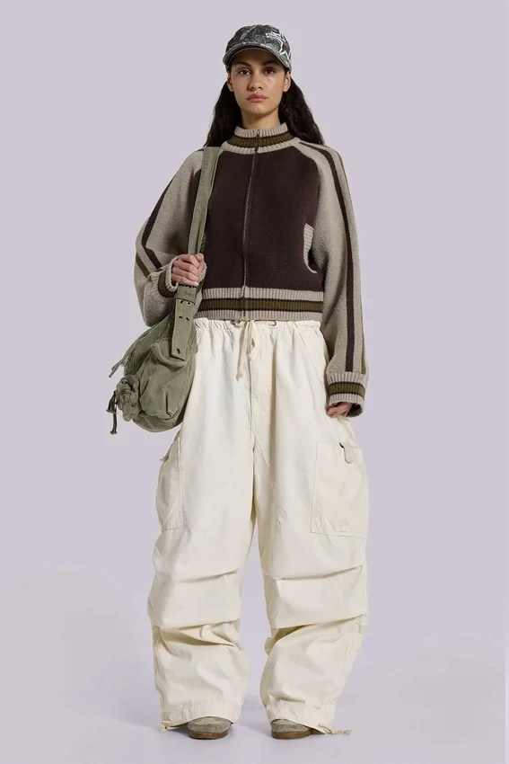 Ecru Parachute Cargo-broek