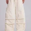 Ecru Parachute Cargo-broek