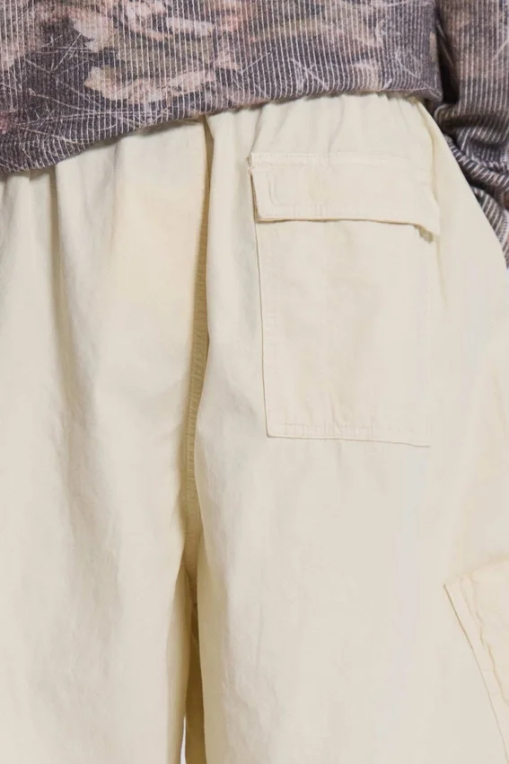 Ecru Parachute Cargo-broek