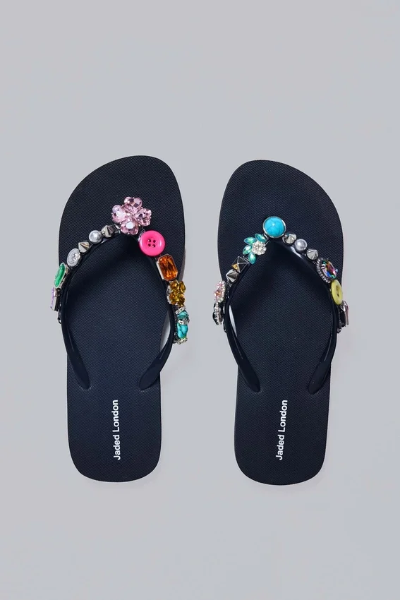 Flip-flops met juweelbedeltjes