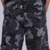 Gewassen zwarte cargo-broek met Trooper-camouflagepatroon
