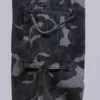 Gewassen zwarte cargo-broek met Trooper-camouflagepatroon