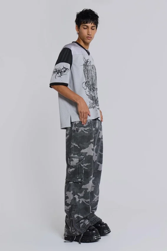 Gewassen zwarte cargo-broek met Trooper-camouflagepatroon