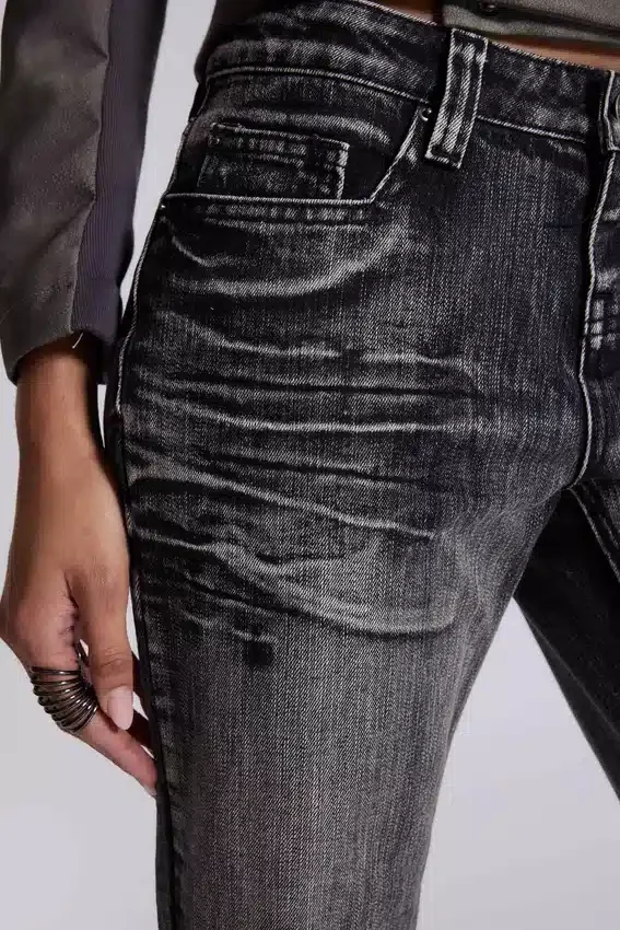Gewassen zwarte Drift-Jeans met bootcut