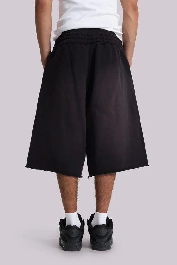 Gewassen zwarte Monster Joggers baggy shorts