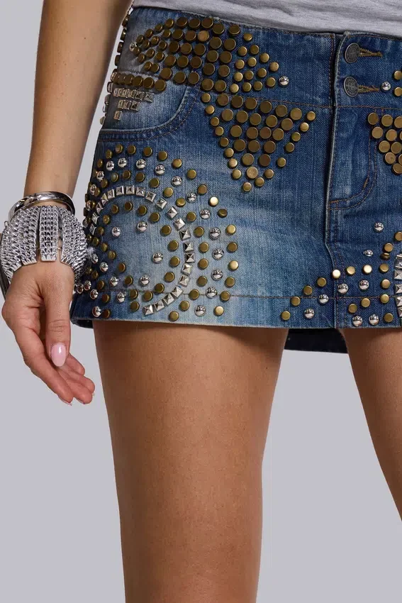 Hena-denimminirok met studs