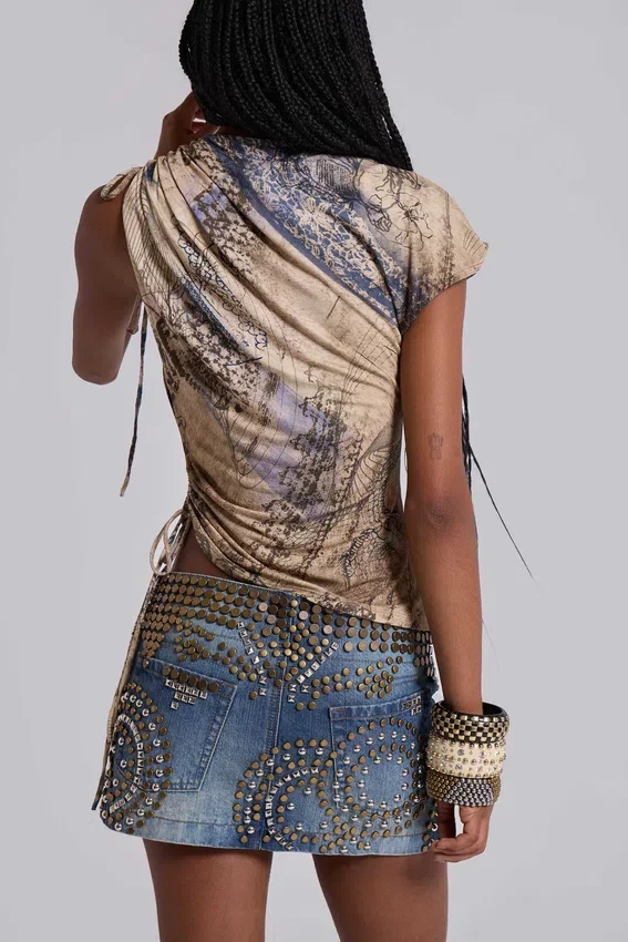 Hena-denimminirok met studs