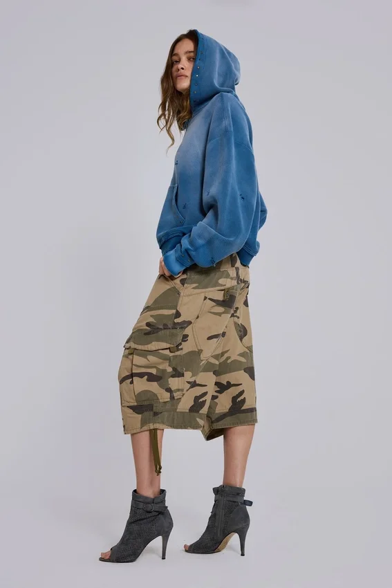 Hoodie met studs in sunfade-wafelstof