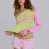 Ismeria versierde minishorts