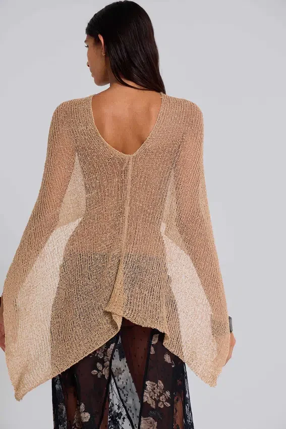 Infinity multiway gebreide cape in zandkleur
