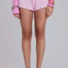 Ismeria versierde minishorts