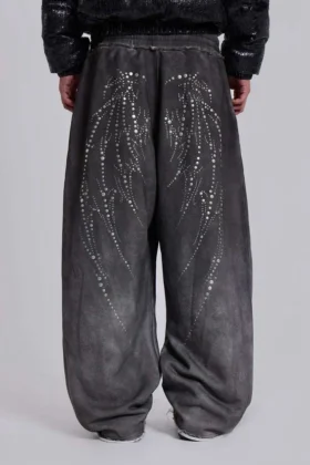 Joggingbroek met studs en Monster Joggers