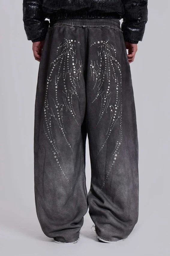 Joggingbroek met studs en Monster Joggers