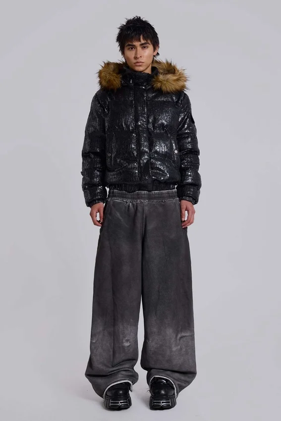 Joggingbroek met studs en Monster Joggers