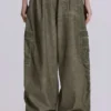 Kaki Parachute Pants met oliewas