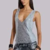 Kate vesttop met studs en diep decolleté