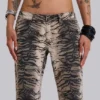Leona bootcut-Jeans in Cooper met tijgerprint