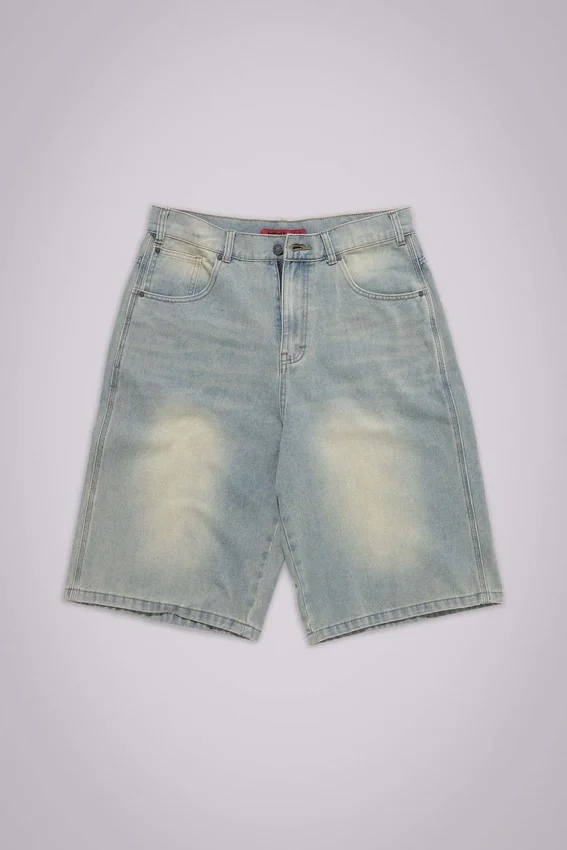 Lichtgewassen jumbo-jeansshorts