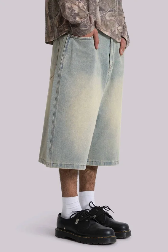 Lichtgewassen jumbo-jeansshorts