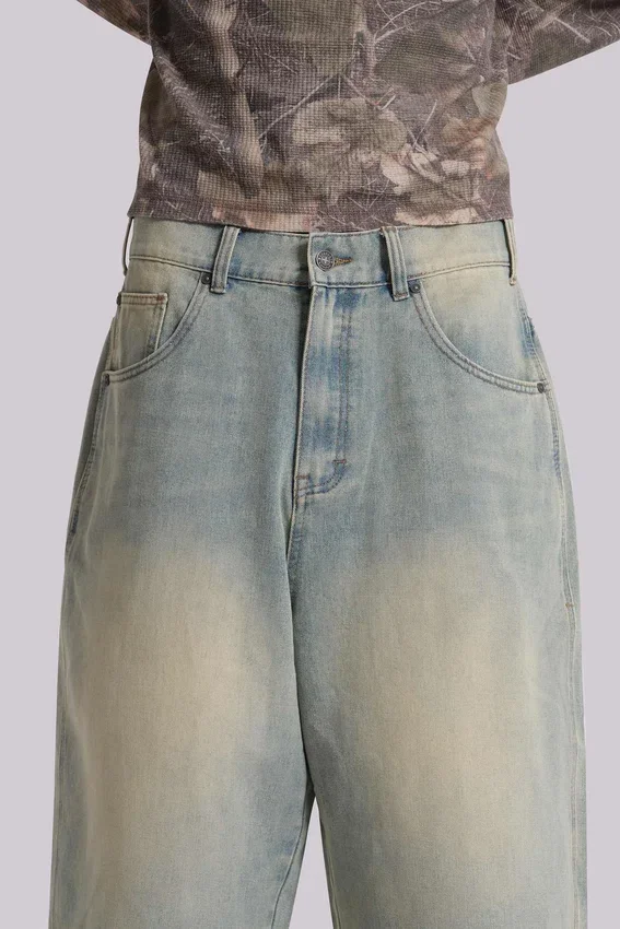 Lichtgewassen jumbo-jeansshorts