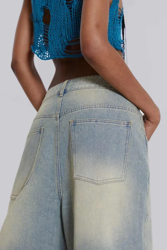Lichtgewassen jumbo-jeansshorts