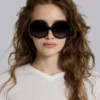 Majorette oversized ronde zonnebril in zwart