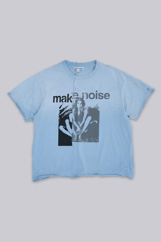 Make Noise T-shirt met splices en cropped pasvorm