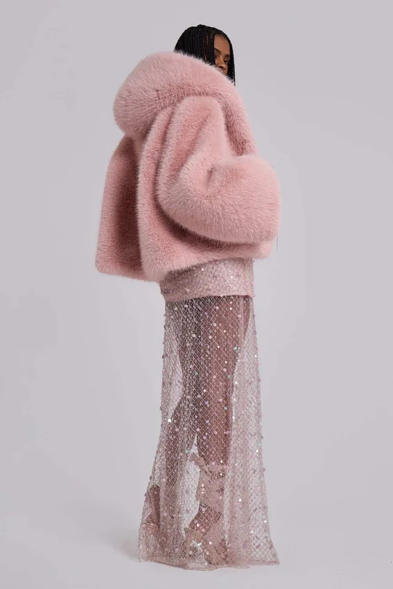 Mara oversized jas van imitatiebont in roze