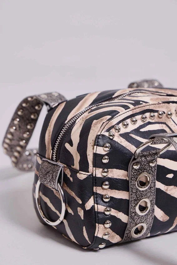 Marza PU-leren tas met studs in zebraprint