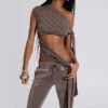 Mena asymmetrische top in bruin