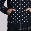 Mono zwarte hoodie met stippen