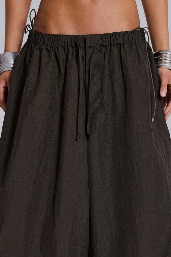 Nexis nylon Parachute Pants in kaki