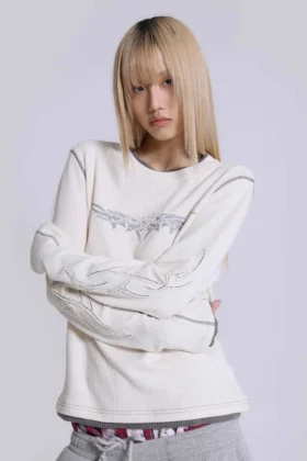 Off White T-shirt met tattoo-applicatie