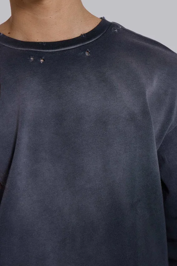 Ondoorzichtige marineblauwe top met lange mouwen