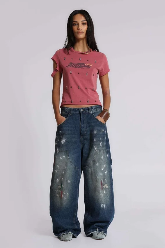 Rally T-shirt met versleten look en versieringen