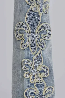 Rock Revival Madison bootcut-Jeans met versieringen