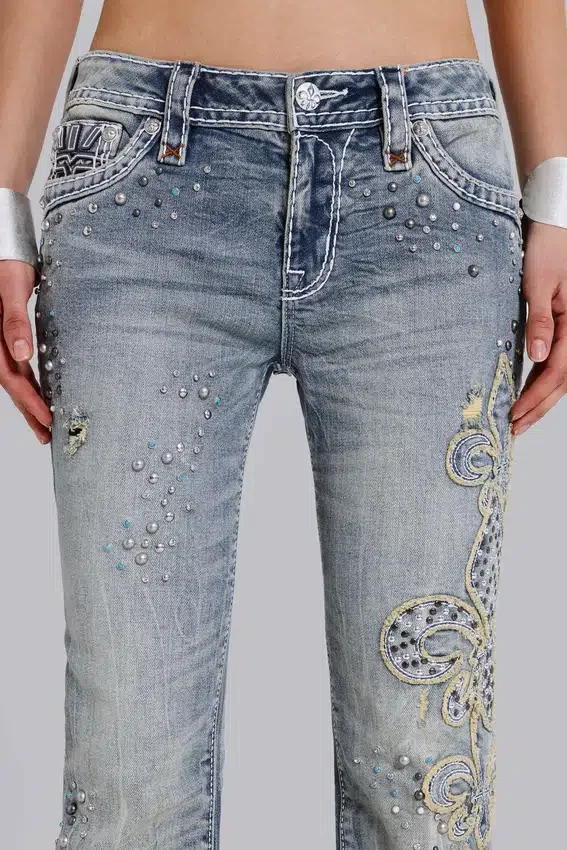 Rock Revival Madison bootcut-Jeans met versieringen